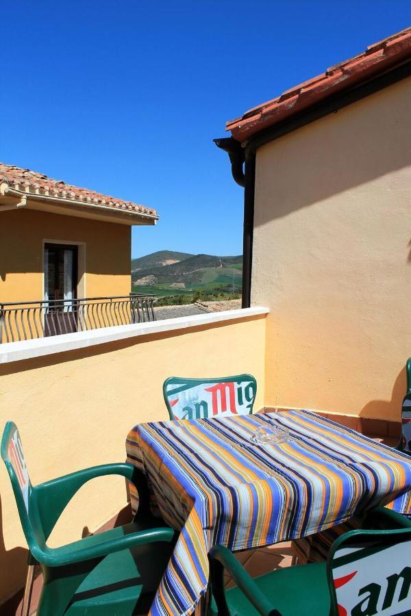 La Bodega Del Camino Aka Albergue On Thele Lorca  Exterior photo